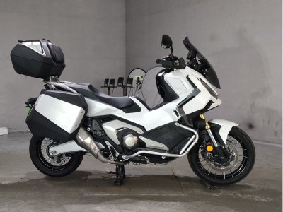 Honda X-ADV750