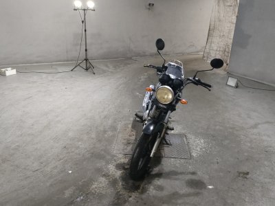 Yamaha YBR125 — фото 3