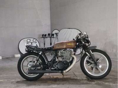 Yamaha SR400