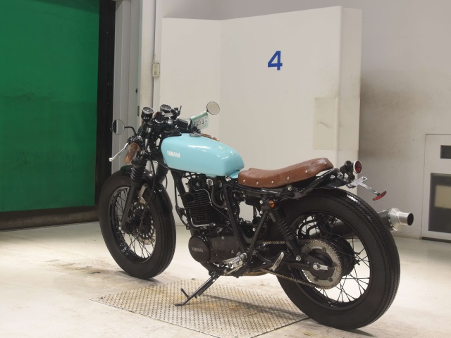 Yamaha SR400 — фото 6