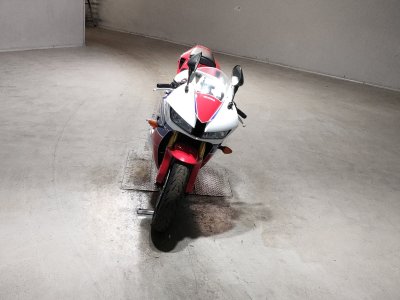 Honda CBR600RR — фото 3