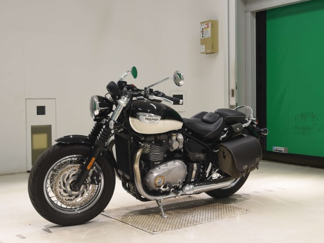 Triumph BONNEVILLE — фото 4