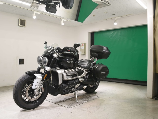 Triumph ROCKET III R — фото 4