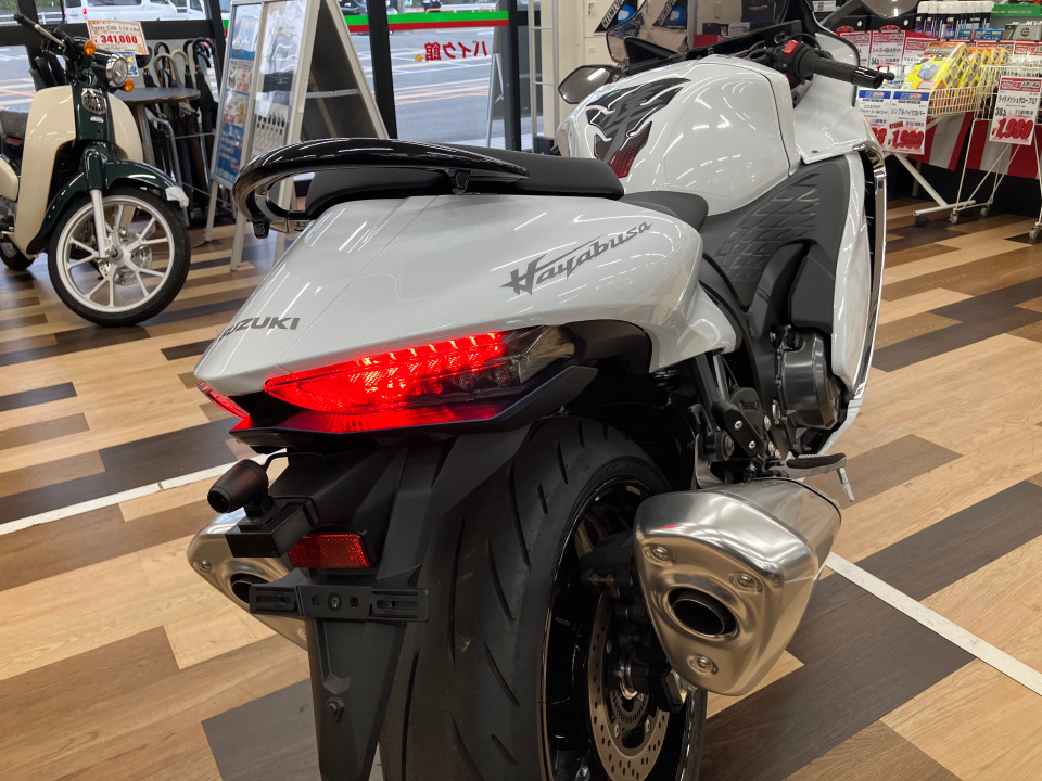 Suzuki GSX1300R HAYABUSA — фото 4