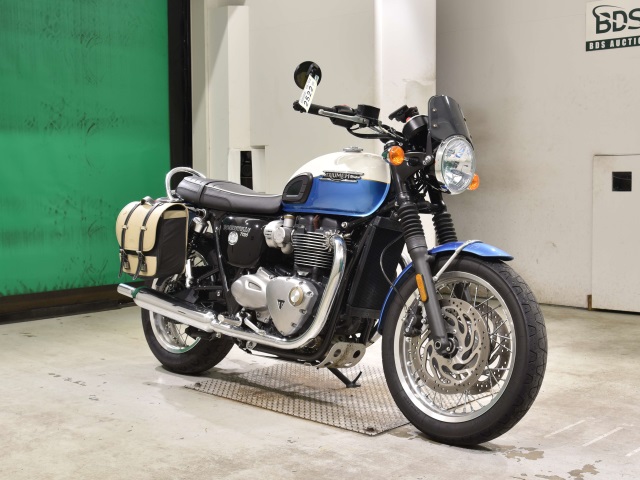 Triumph BONNEVILLE T120 — фото 3