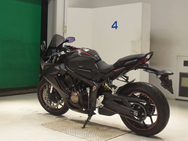 Honda CBR650R — фото 6