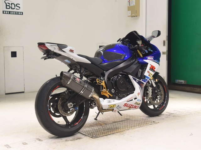 Suzuki GSX-R750 — фото 5