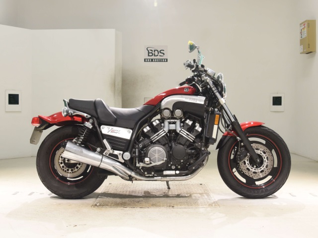 Yamaha V-MAX1200