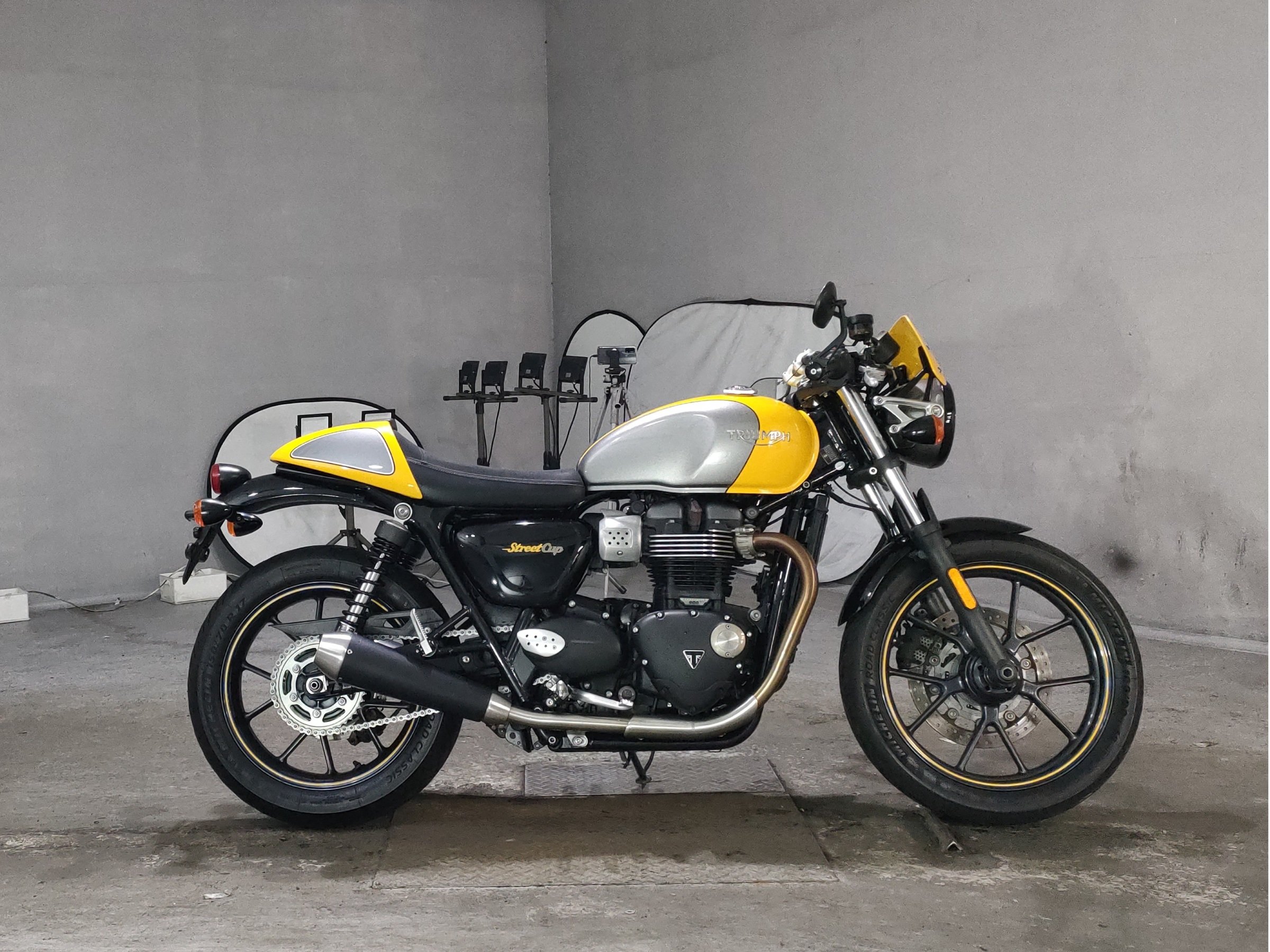 Triumph STREET CUP