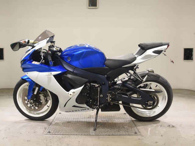 Suzuki GSX-R600 — фото 2