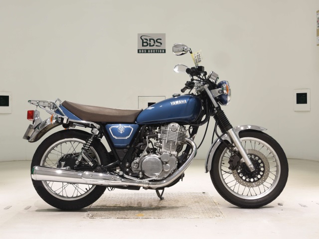 Yamaha SR400