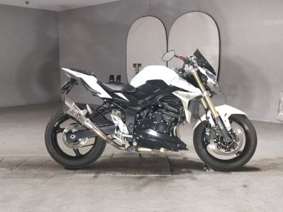 Suzuki GSR750