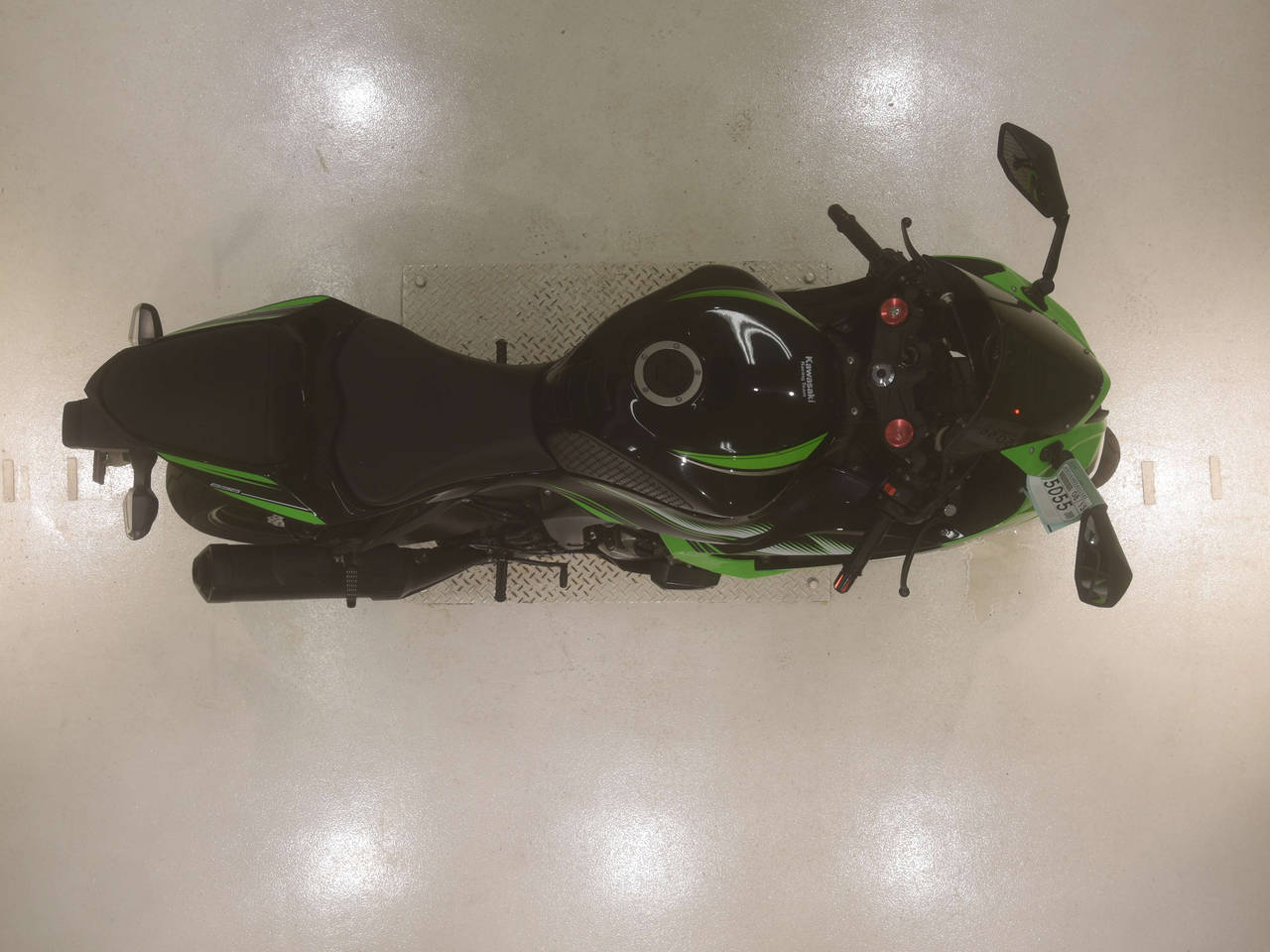 5055] Kawasaki ZX-6R - JKBZX636EEA022245