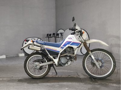 Yamaha ｾﾛｰ225