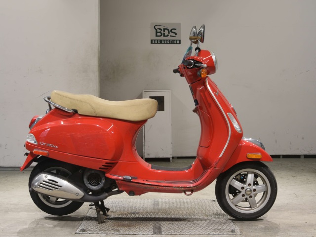 Vespa LX150IE