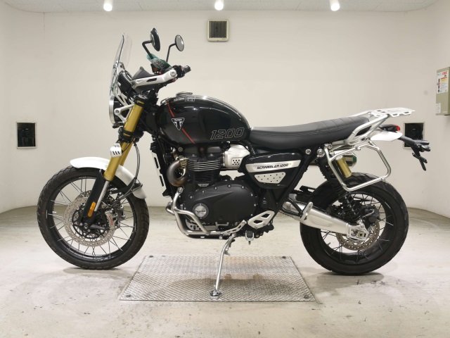 Triumph SCRAMBLER 1200 XE — фото 2
