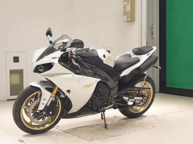 Yamaha YZF-R1 — фото 4