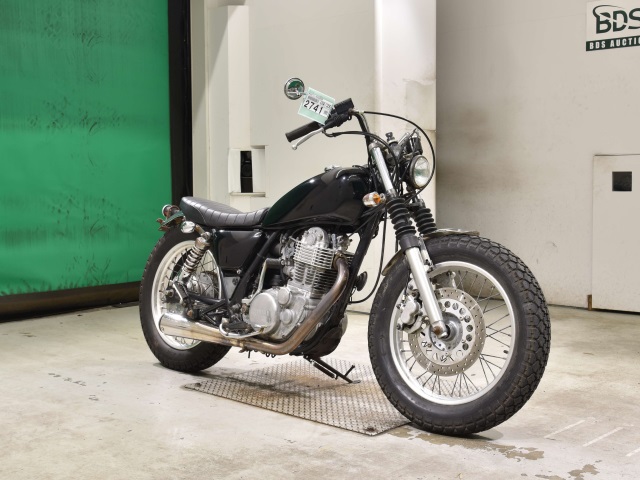 Yamaha SR400 — фото 3