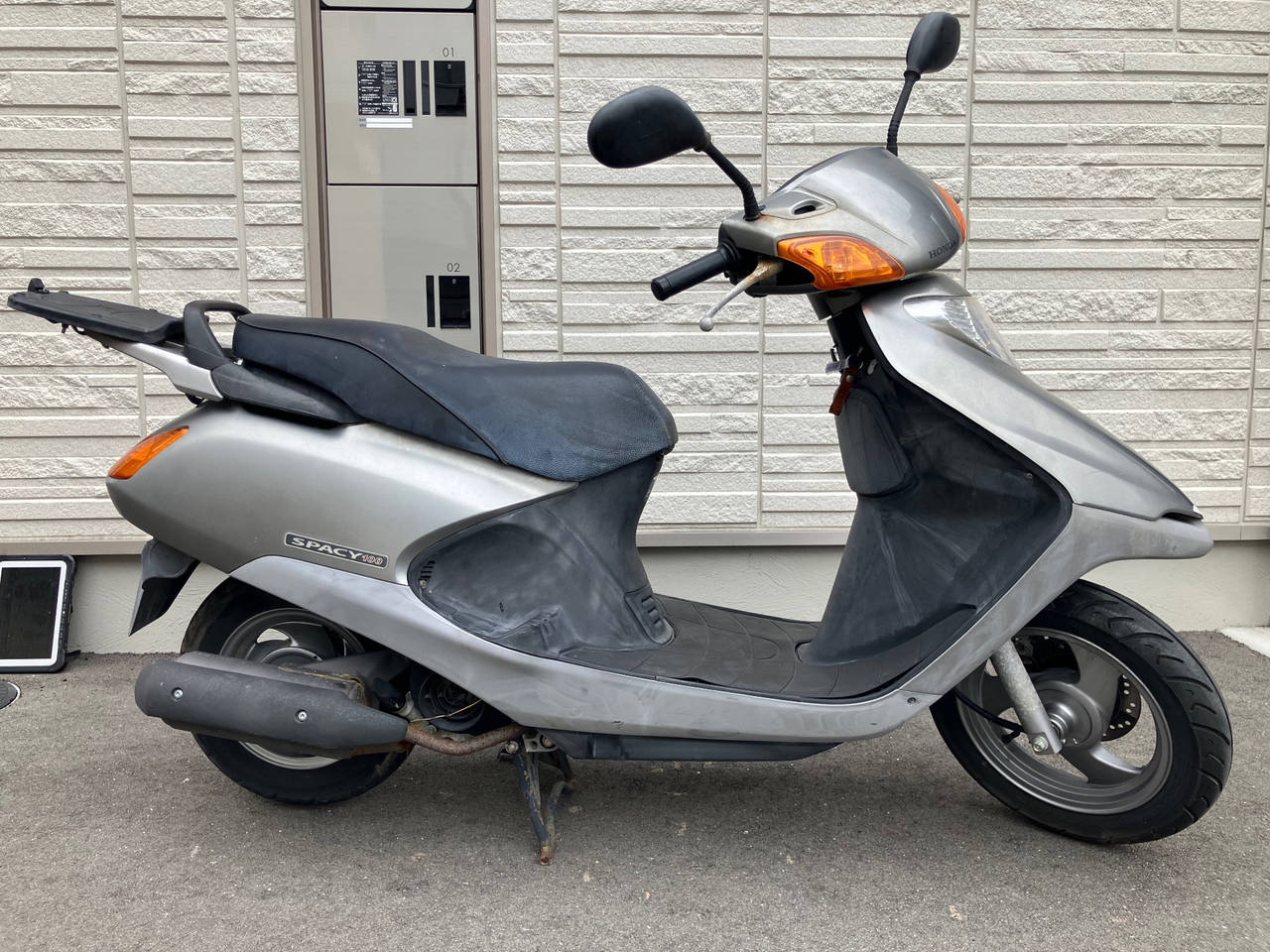 Honda SPICY 100