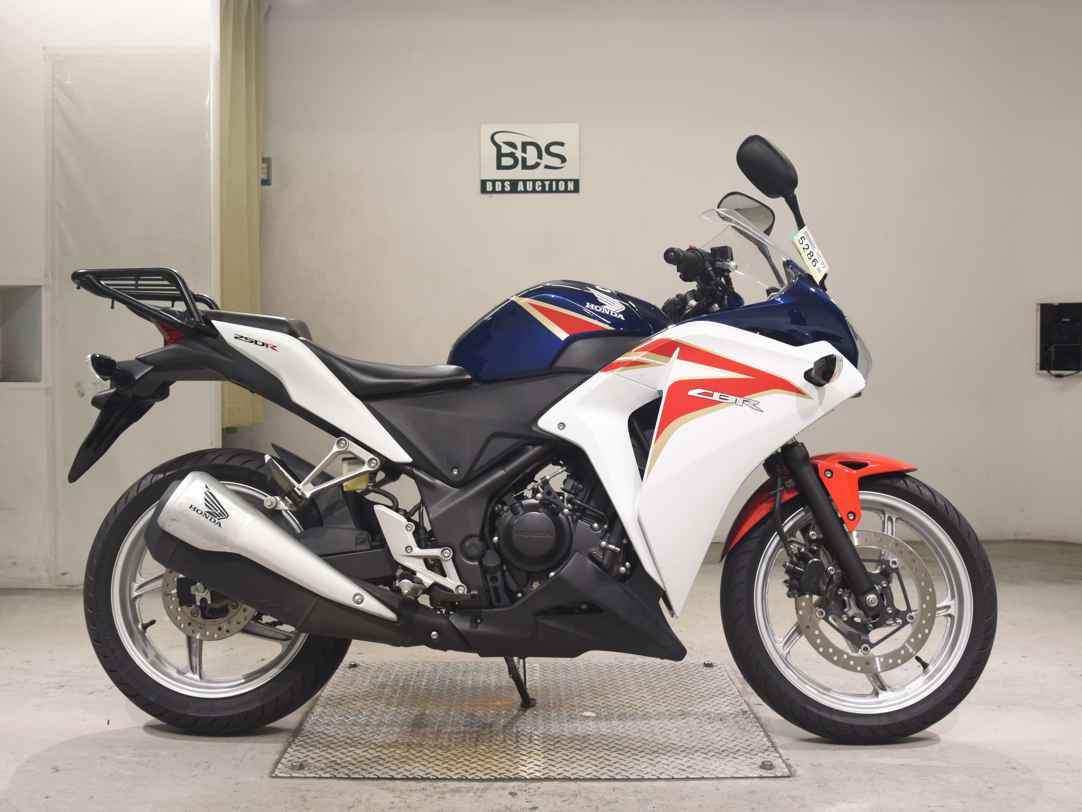 Honda CBR250R