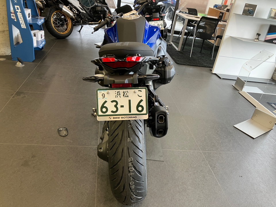 BMW R1300R — фото 5