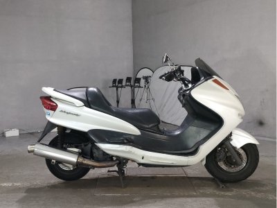 Yamaha MAJESTY250