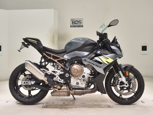 BMW S1000R