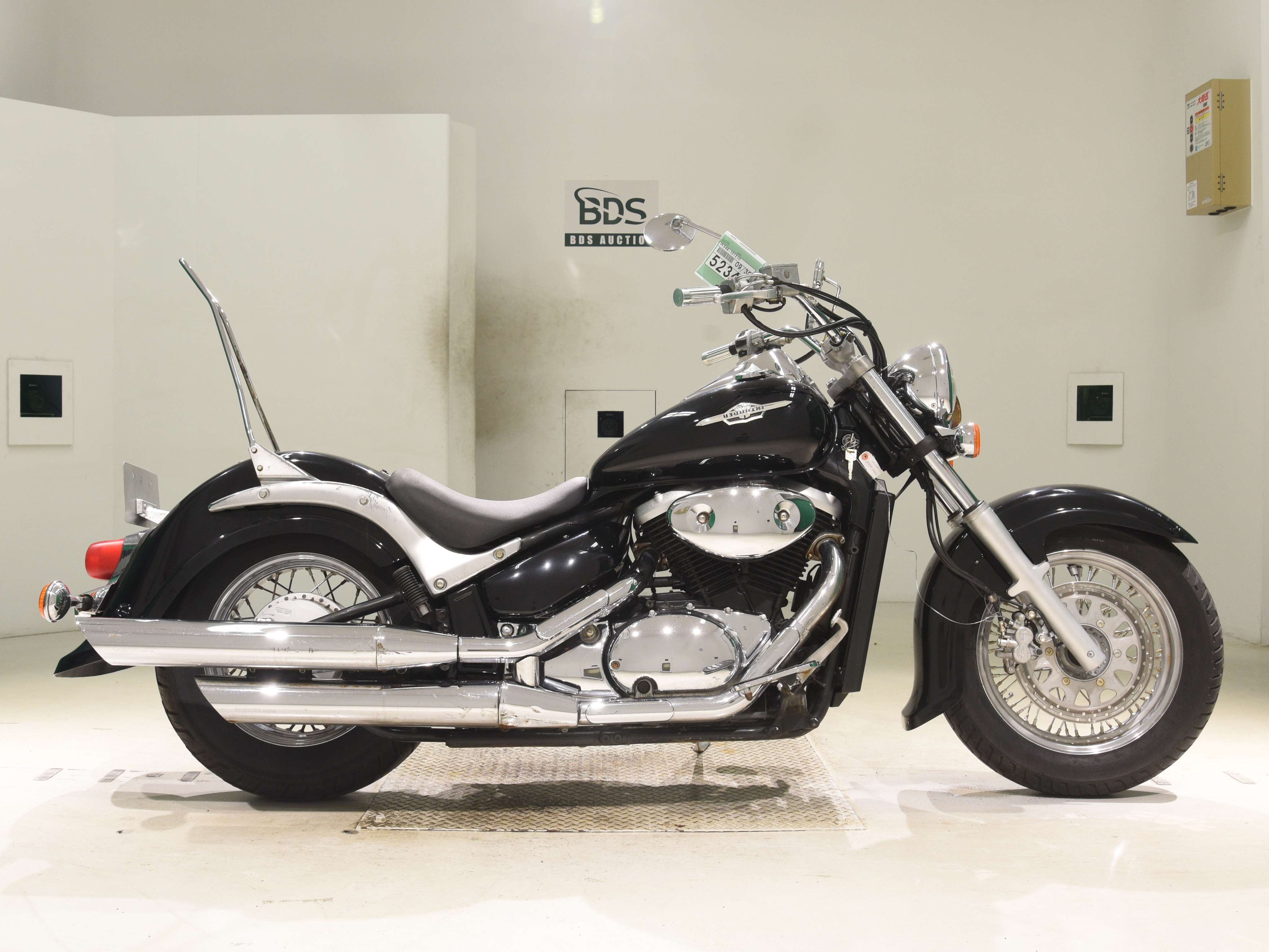 Suzuki INTRUDER 400 CLASSIC