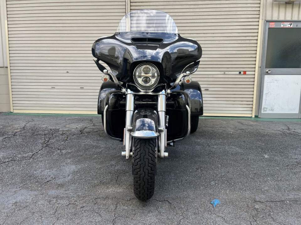 HD TRI GLIDE ULTRA CLASSIC FLHTCUTG1580 — фото 7