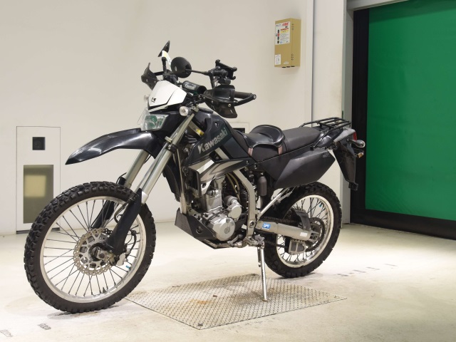 Kawasaki KLX250 — фото 4