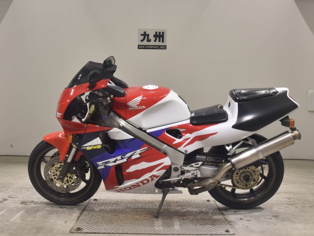 Honda RVF400 — фото 2