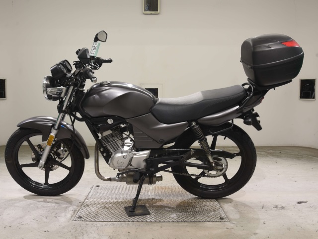 Yamaha YBR125 — фото 2