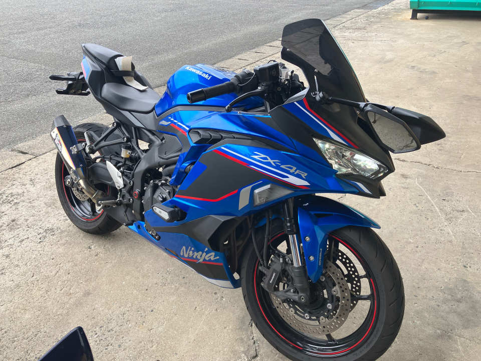 0016] Kawasaki NINJA ZX-4R SE - ZX400P-A12258