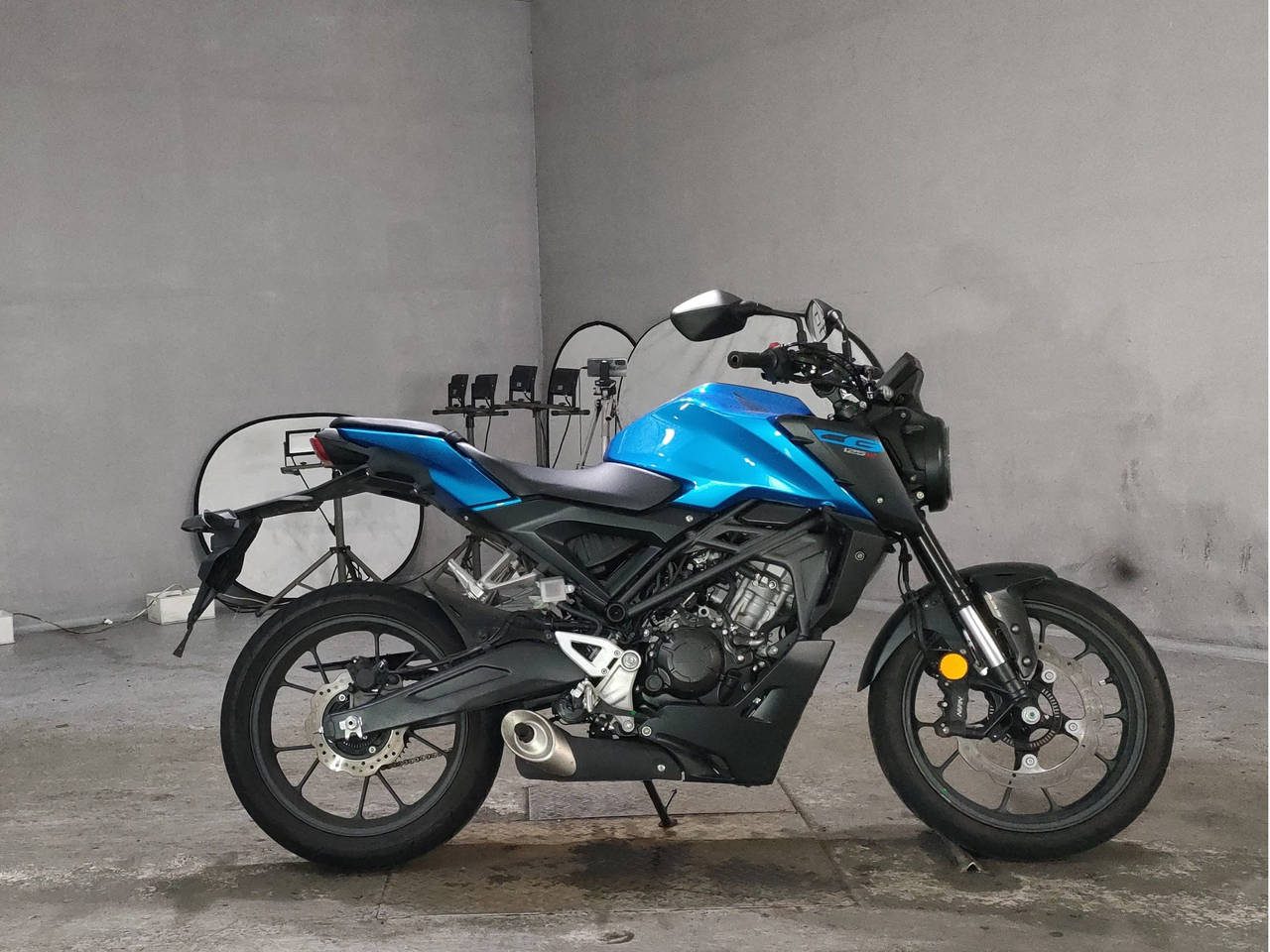 Honda CB125R