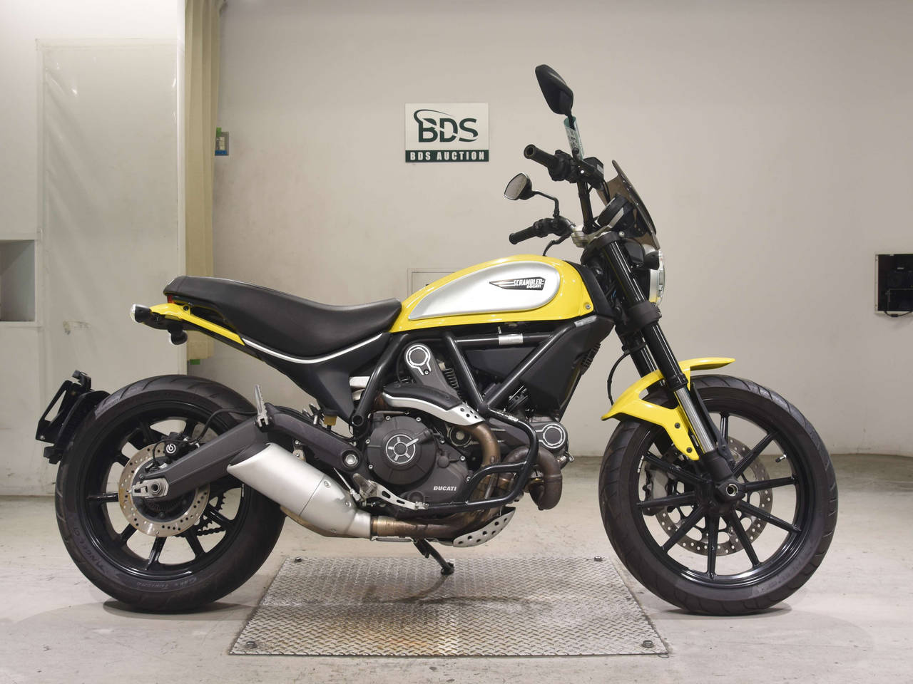 Ducati SCRAMBLER 803 ICON