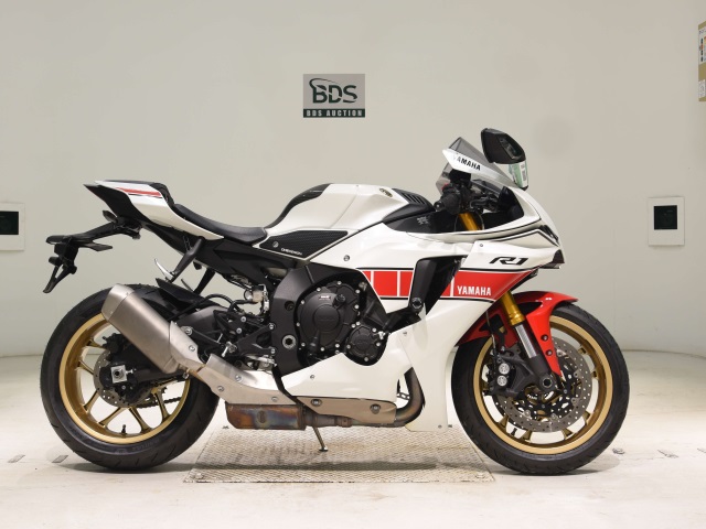 Yamaha YZF-R1