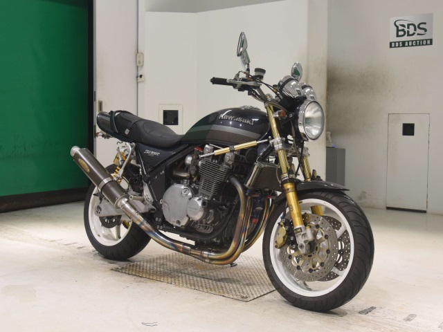 Kawasaki ZEPHYR1100RS — фото 3