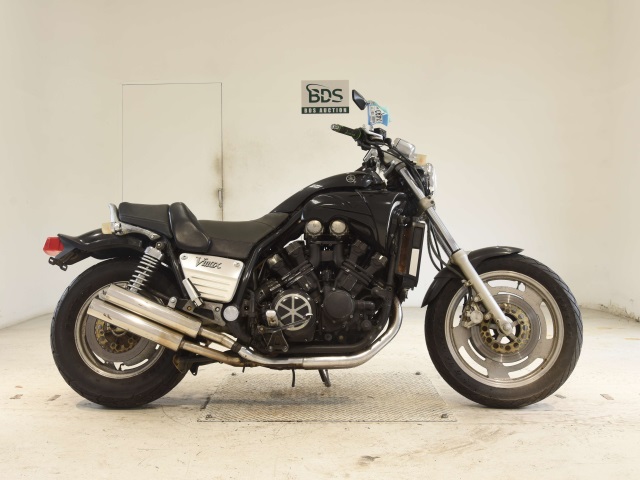 Yamaha V-MAX1200