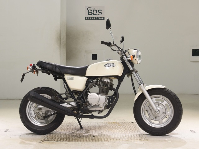 Honda APE100