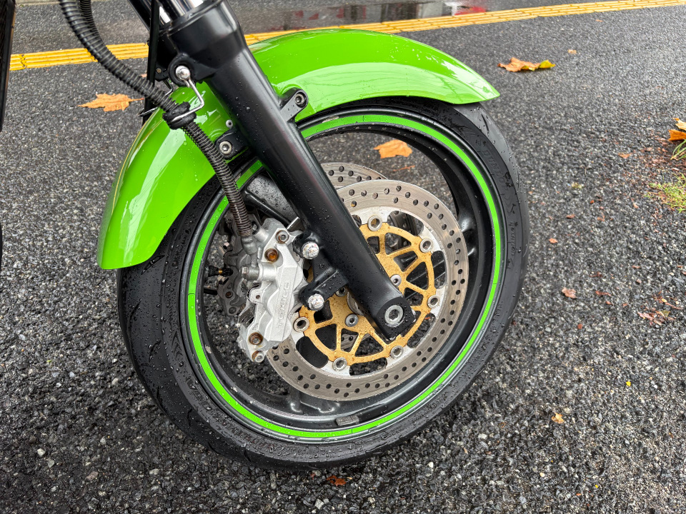 Kawasaki ZRX400 — фото 24
