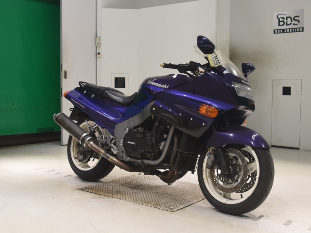 Kawasaki ZZ-R1100 — фото 3