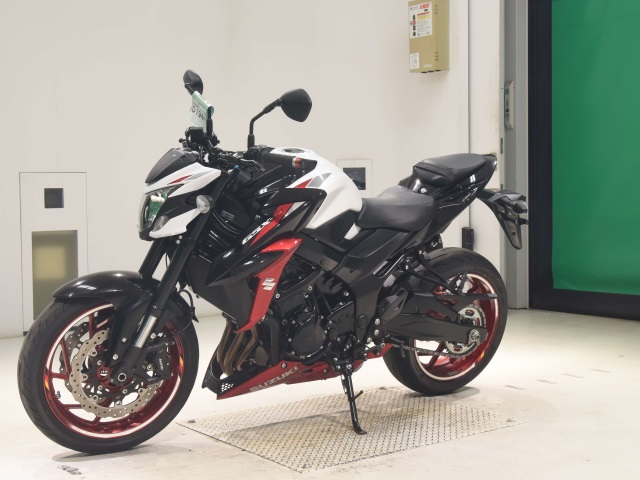 Suzuki GSX750 — фото 4