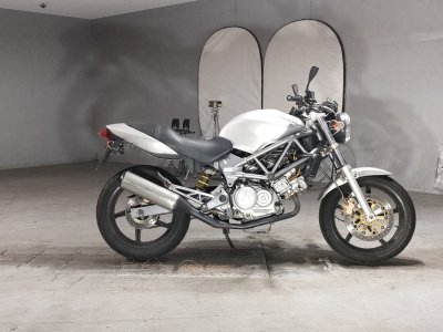 Honda VTR250