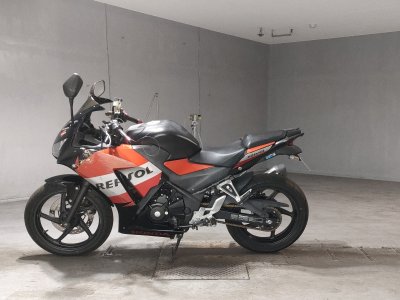 Honda CBR250R — фото 2