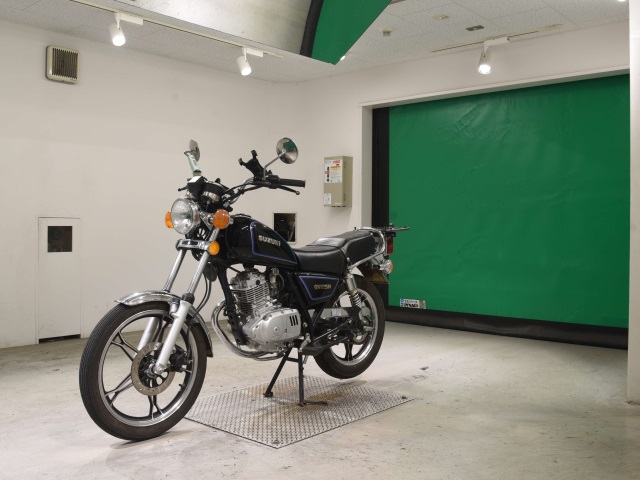Suzuki GN125H — фото 4