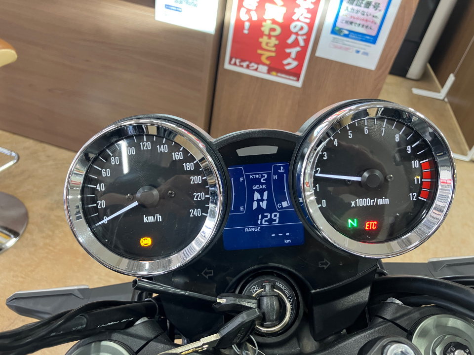 Kawasaki Z900RS — фото 3