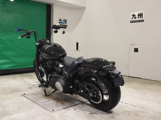 HD STREETBOB FXBB1750 — фото 6