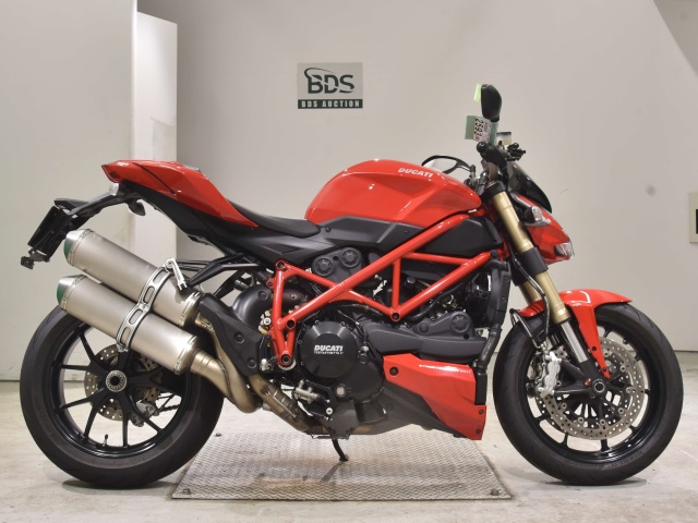 もも 2593] Ducati STREETFIGHTER 848 - ZDMF104JAFB018384