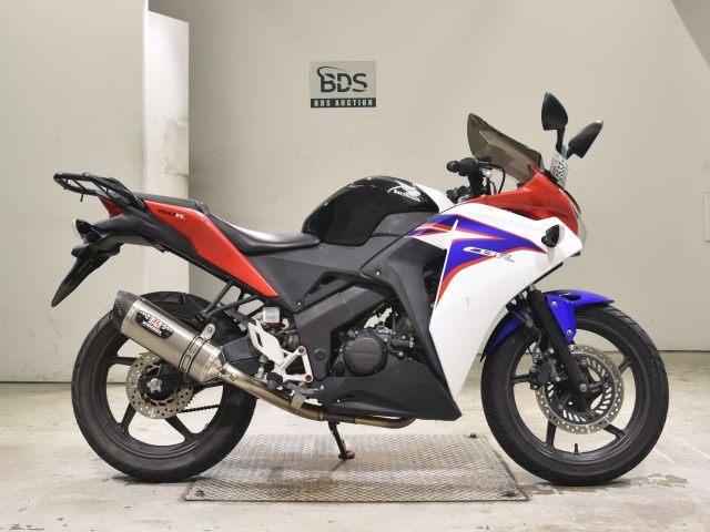 Honda CBR150R