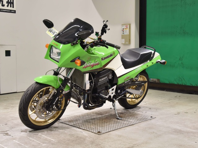 Kawasaki GPZ900R — фото 4
